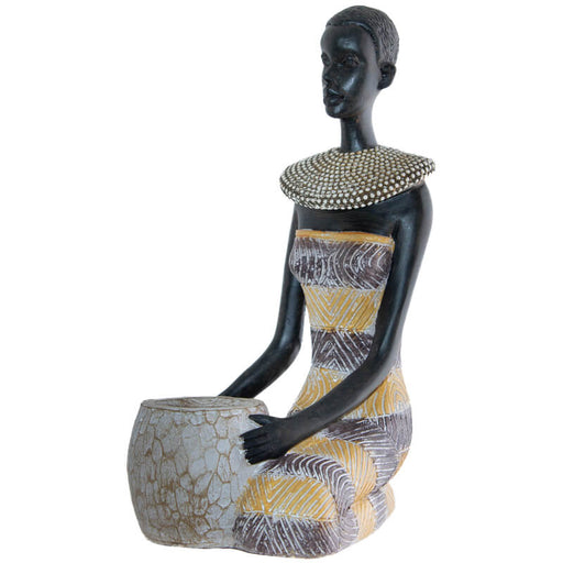 NDEBELE LADY KNEELING 21CM TRANS NATAL CUT GLASS